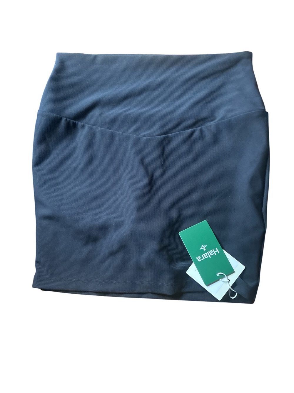 NWT Halara Patitoff Athletic Skirt/Skort PET HAIR RESISTANT Women Size Medium
